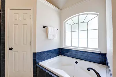 7104 Cook Circle, North Richland Hills, TX 76182 - Photo 18