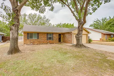 2610 N Casa Blanca Court, Arlington, TX 76015 - Photo 2