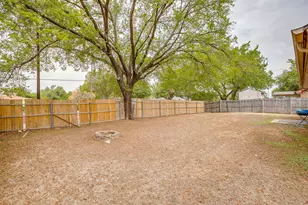 2610 N Casa Blanca Ct, Arlington, TX 76015 - Photo 32