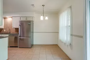 2610 N Casa Blanca Ct, Arlington, TX 76015 - Photo 12