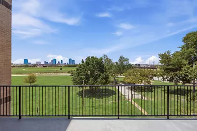 400 Vista Buena Trail, Fort Worth, TX 76111 - Photo 4