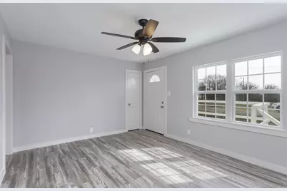 310 Dogwood Avenue, Princeton, TX 75407 - Photo 6
