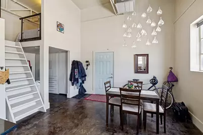 215 N Walton Street #1, Dallas, TX 75226 - Photo 2