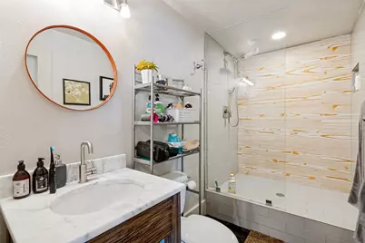 215 N Walton Street #1, Dallas, TX 75226 - Photo 10