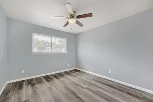 2706 Dewitt St, Irving, TX 75062 - Photo 20