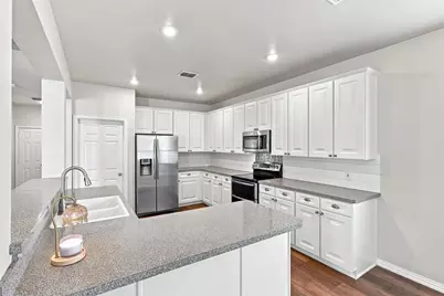 10124 Cedar Lake Drive, Providence Village, TX 76227 - Photo 12