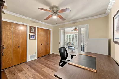 1710 Tennyson Drive, Arlington, TX 76013 - Photo 14