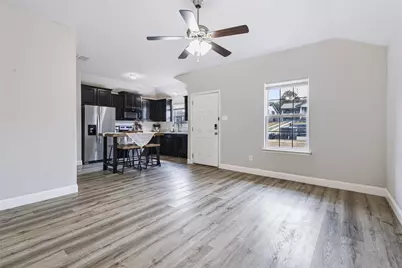 1005 E Harvey Avenue, Fort Worth, TX 76104 - Photo 10