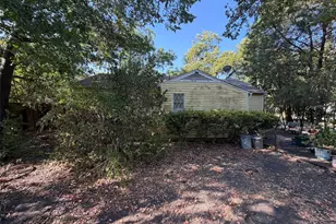 210 Almond St, Waxahachie, TX 75165 - Photo 10