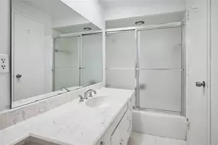 6211 W Northwest Hwy, Dallas, TX 75225 - Photo 10