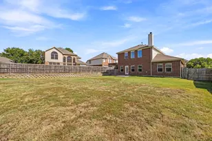 2721 Lone Ranger Tr, Little Elm, TX 75068 - Photo 2