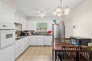 6428 N Stardust Dr, Watauga, TX 76148 - Photo 6