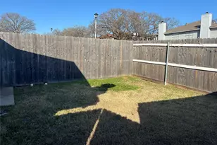 111 Peachtree Ct, Kennedale, TX 76060 - Photo 10