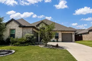 1017 Greencove Dr, Midlothian, TX 76065 - Photo 2