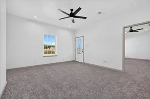 750 Jay Bird Ln, Reno, TX 76082 - Photo 10