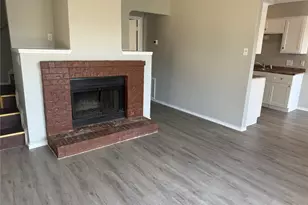 111 Peachtree Ct, Kennedale, TX 76060 - Photo 2