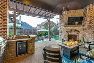 10757 Southbury Ln, Frisco, TX 75033 - Photo 6
