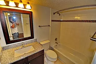 6910 Skillman St, Dallas, TX 75231 - Photo 6