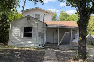 233 W Hammond St, Lancaster, TX 75146 - Photo 1