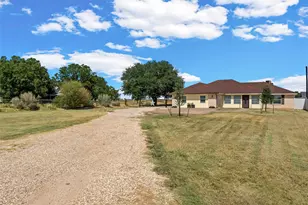 1478 Galaxy Rd, Woodway, TX 76712 - Photo 2