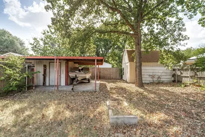 402 Myers Avenue, Cleburne, TX 76033 - Photo 12