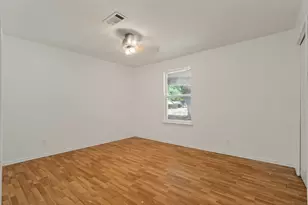 402 Myers Ave, Cleburne, TX 76033 - Photo 8
