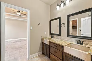 8460 Spicewood Springs Rd, Waco, TX 76633 - Photo 34