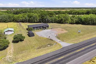 11540 US Hwy 69, Whitewright, TX 75491 - Photo 1