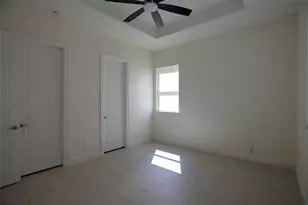 917 E Tucker St, Fort Worth, TX 76104 - Photo 18