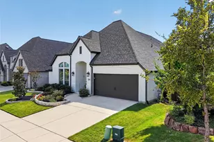 4117 Hawthorn Dr, Aubrey, TX 76227 - Photo 2