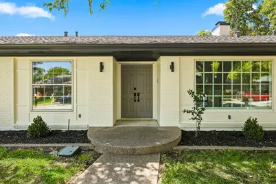 305 Brookview Drive, Hurst, TX 76054 - Photo 2