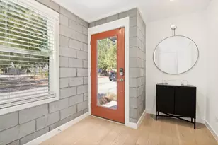 427 W 10th St, Dallas, TX 75208 - Photo 4