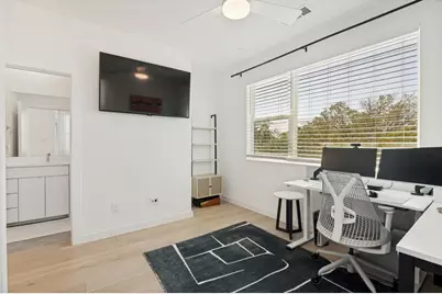 427 W 10th Street #201, Dallas, TX 75208 - Photo 20
