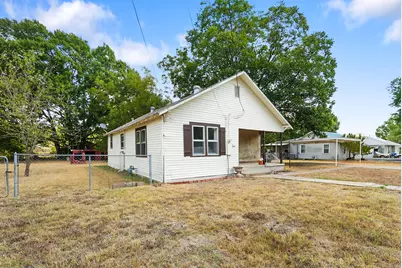 1001 S 27th Street, Corsicana, TX 75110 - Photo 1