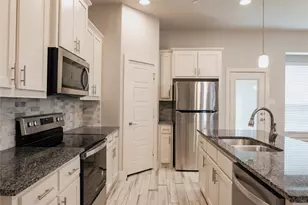 825 Eaglescliffe Lndg, Wylie, TX 75098 - Photo 4