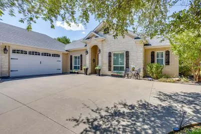 8528 Summerhill Lane, Cleburne, TX 76033 - Photo 2