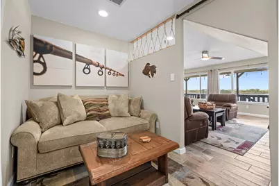 5901 Parkside Court, Granbury, TX 76048 - Photo 16