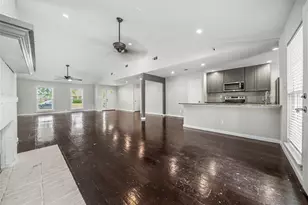 4801 Freeport Dr, Garland, TX 75043 - Photo 4