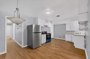 222 W Union Bower Rd, Irving, TX 75061 - Photo 10