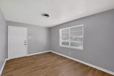 222 W Union Bower Road, Irving, TX 75061 - Photo 6