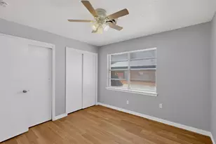222 W Union Bower Rd, Irving, TX 75061 - Photo 18