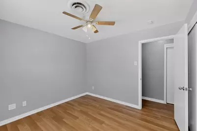 222 W Union Bower Road, Irving, TX 75061 - Photo 20