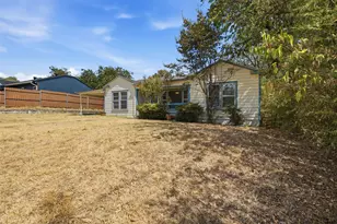 809 S Brazos St, Weatherford, TX 76086 - Photo 1