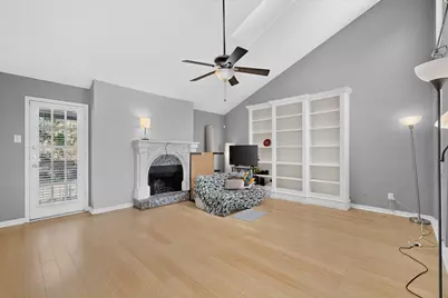 5750 Phoenix Drive #6, Dallas, TX 75231 - Photo 8