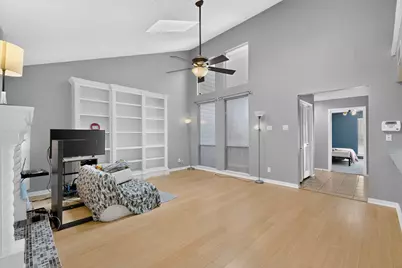 5750 Phoenix Drive #6, Dallas, TX 75231 - Photo 10