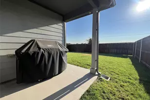 606 Capstone Cir, Granbury, TX 76048 - Photo 20