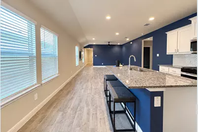 606 Capstone Circle, Granbury, TX 76048 - Photo 6