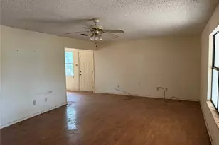 370 Locust St, Point, TX 75472 - Photo 2