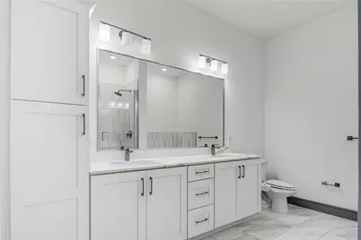 2700 Old Denton Road #2204, Carrollton, TX 75007 - Photo 24