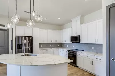 2700 Old Denton Road #2204, Carrollton, TX 75007 - Photo 10